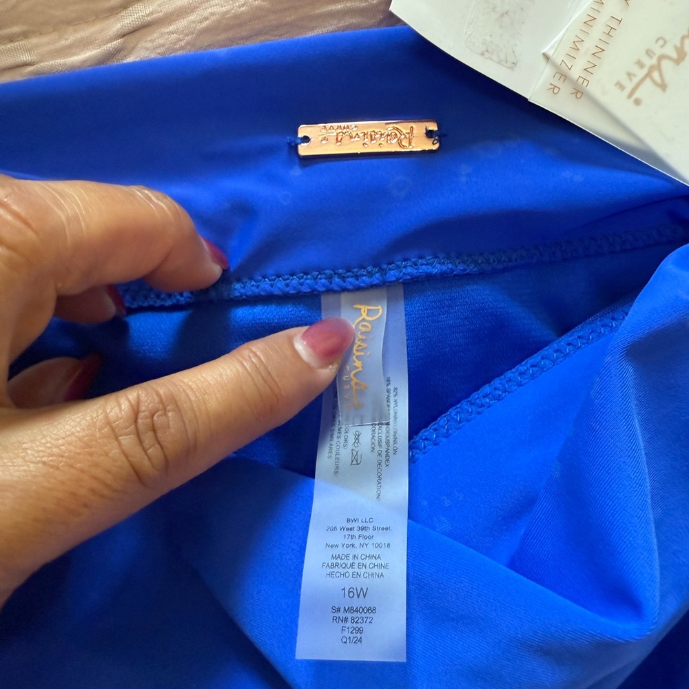 RAISINS Blue Swim skirt with Ruching NWT- 16W - Picture 5 of 9